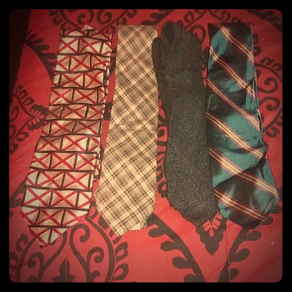 Vintage Oak Hall Memphis Ties